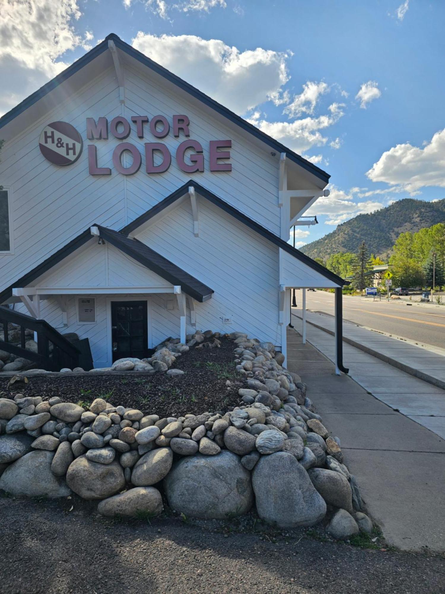 H&H Motor Lodge Айдахо-Спрингс Экстерьер фото